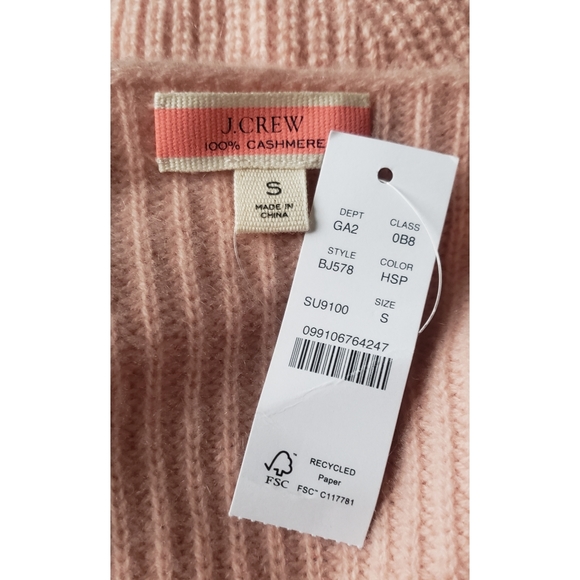 36. J.Crew Ribbed cashmere oversized V-neck sweater - Picture 7 of 9